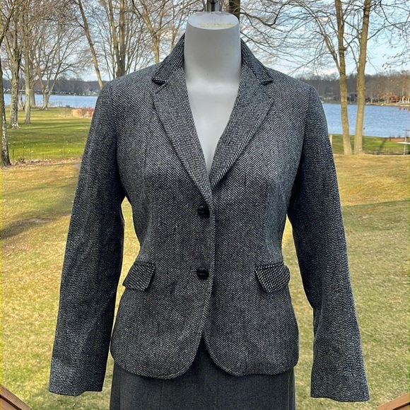 Talbots stunning bl & wh blazer 10P - Picture 1 of 12